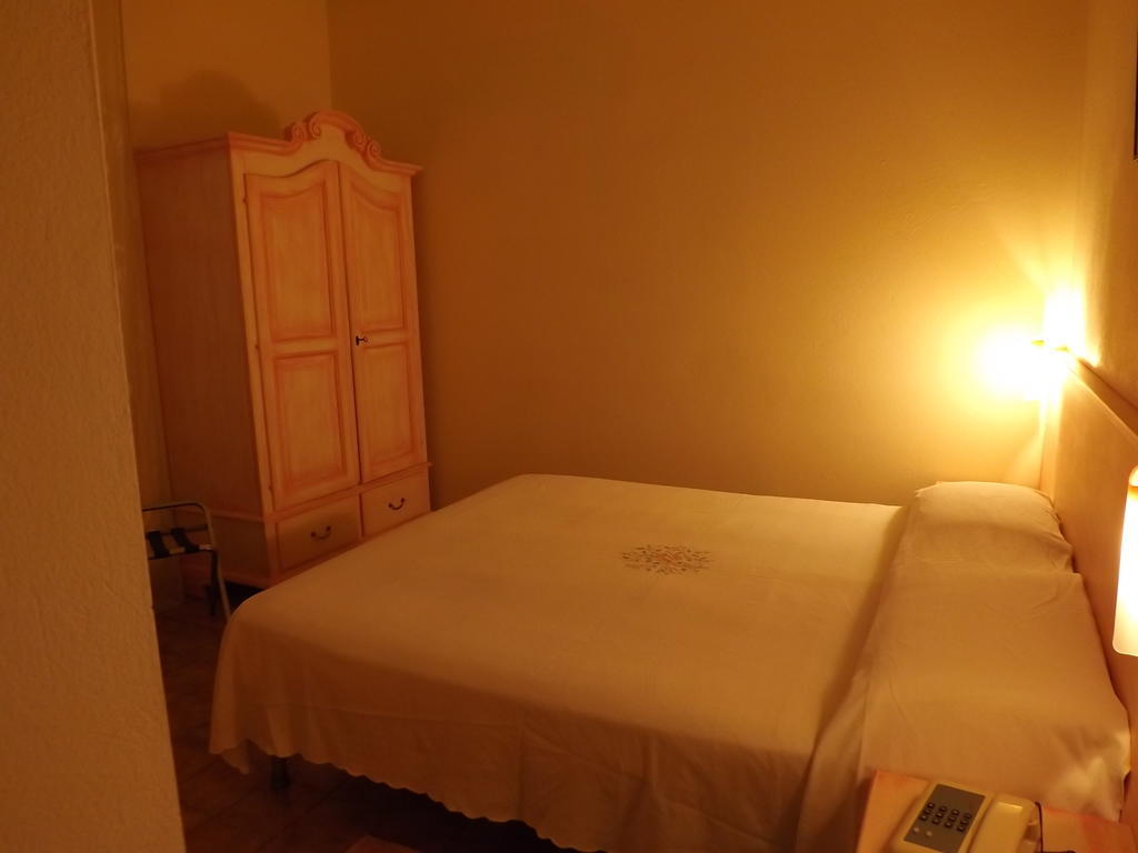 Hotel Sagittario San Sperate Стая снимка