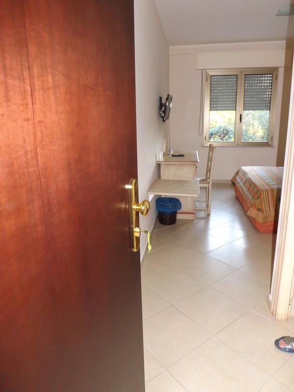Hotel Sagittario San Sperate Екстериор снимка